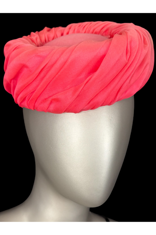 1960s Vintage Pink Ruched Hat – Bold Retro Accessory with Classic Glamour